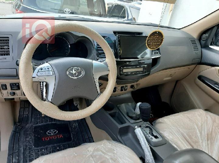 تۆیۆتا فۆرچێنەر